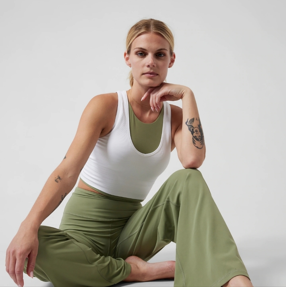 Athleta Seamless Cropped Ribbed White Sports Bra XS - Picture 4 of 8